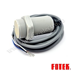 Senzor capacitiv de proximitate seria CP Fotek