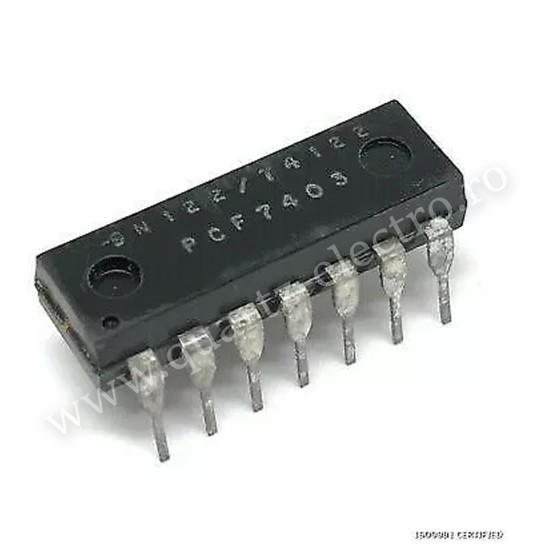 Circuit integrat F7403PC