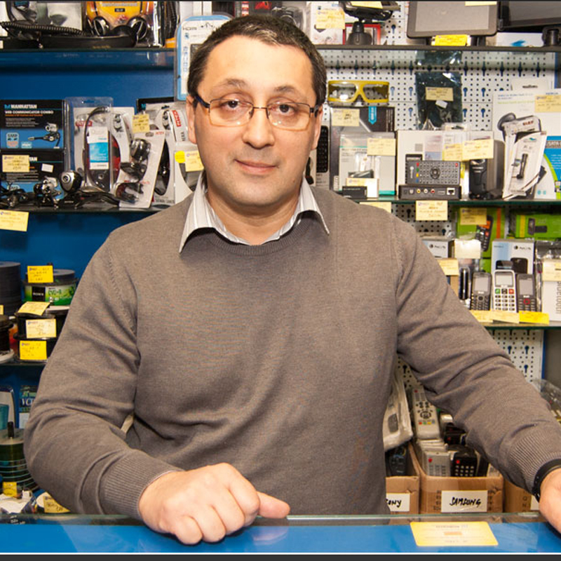 Costel Vasiliu - Manager